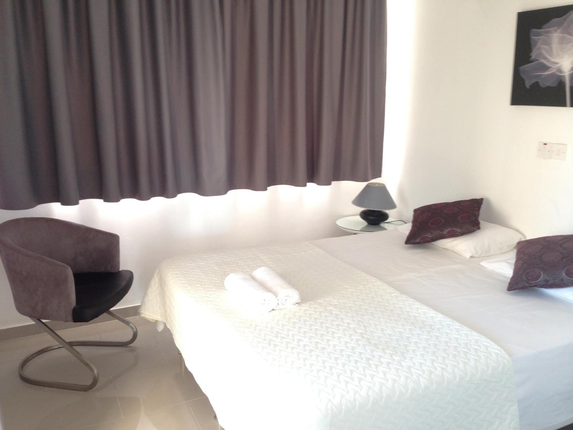 Panklitos Tourist Apartments Paphos Pokoj fotografie